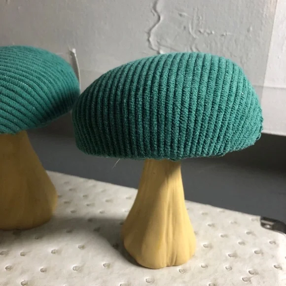 Set of 7 Plush Mushroom Decor / Pincushion - Picture 3 of 11